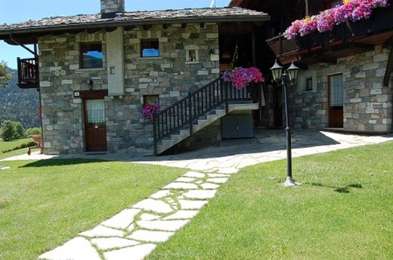 Residence Foyer D'Antan Brusson Kültér fotó